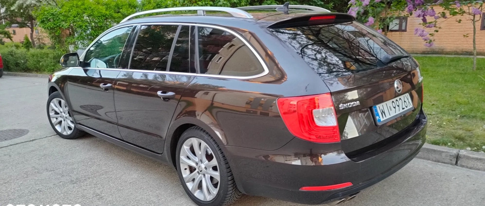 Skoda Superb cena 60000 przebieg: 155285, rok produkcji 2015 z Warszawa małe 67